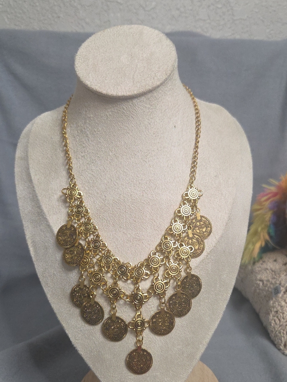 Vintage Boho Gold Coin Bib Necklace – Gypsy Festival Statement Choker.